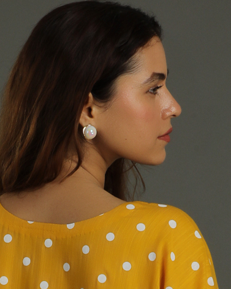 Aayat Glossy Pearl Studs