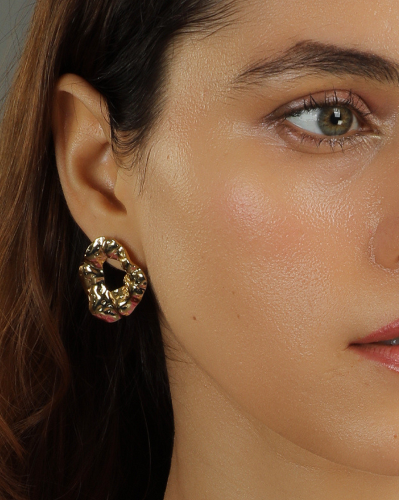 Eira Hammered Hollow Studs