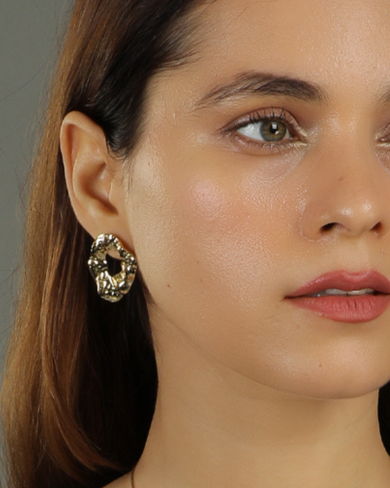 Eira Hammered Hollow Studs