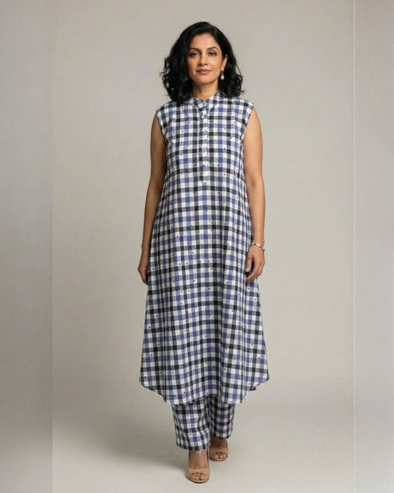 Gingham Long Sleeveless Cotton Kurta Set – Indigo Checks Print