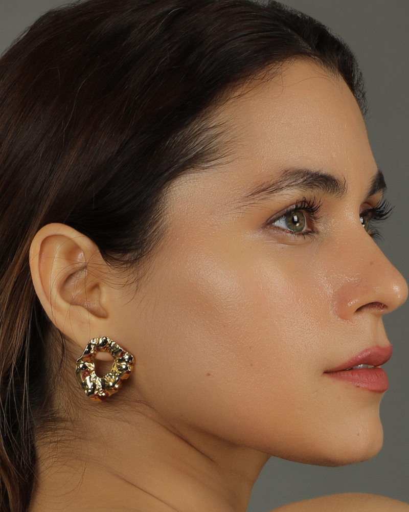 Eira Hammered Hollow Studs