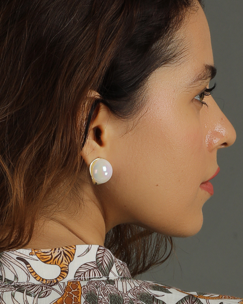 Aayat Glossy Pearl Studs