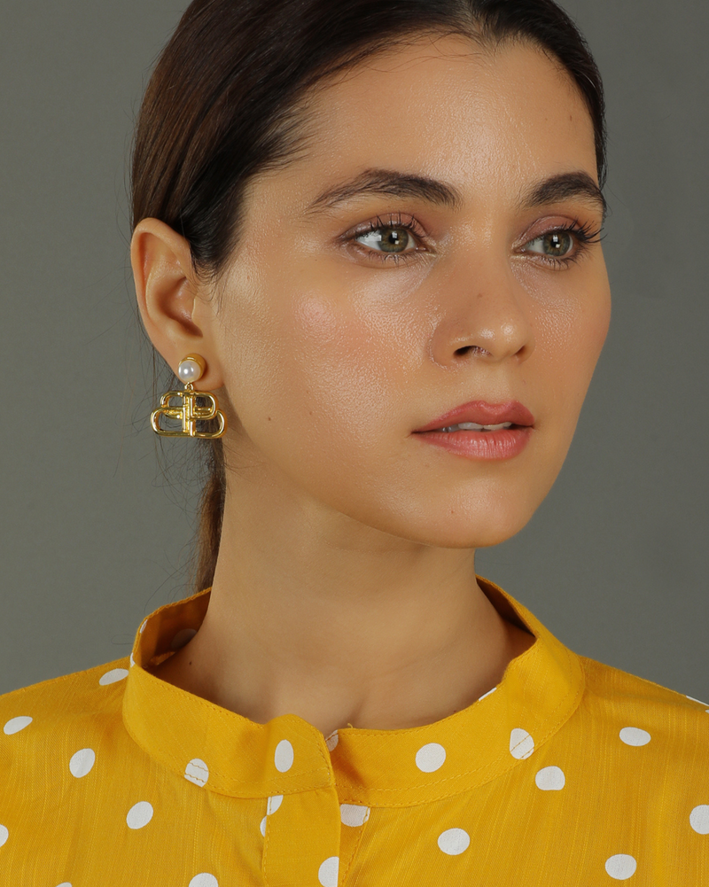 Nayra Pearl Link Danglers