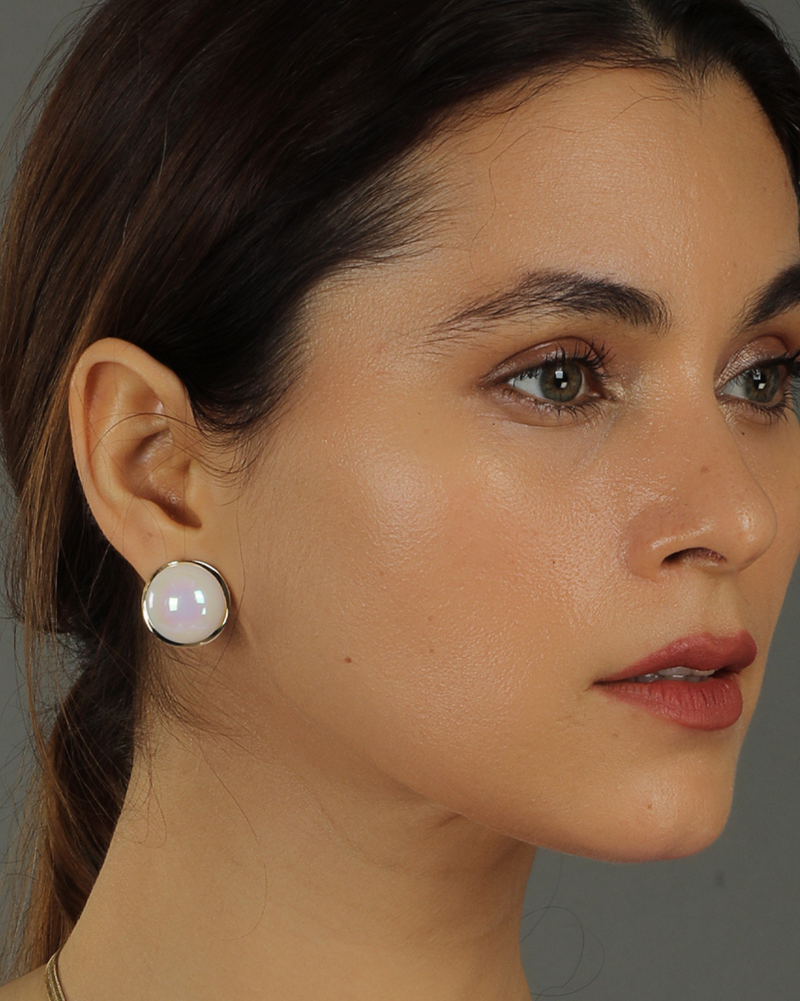 Aayat Glossy Pearl Studs