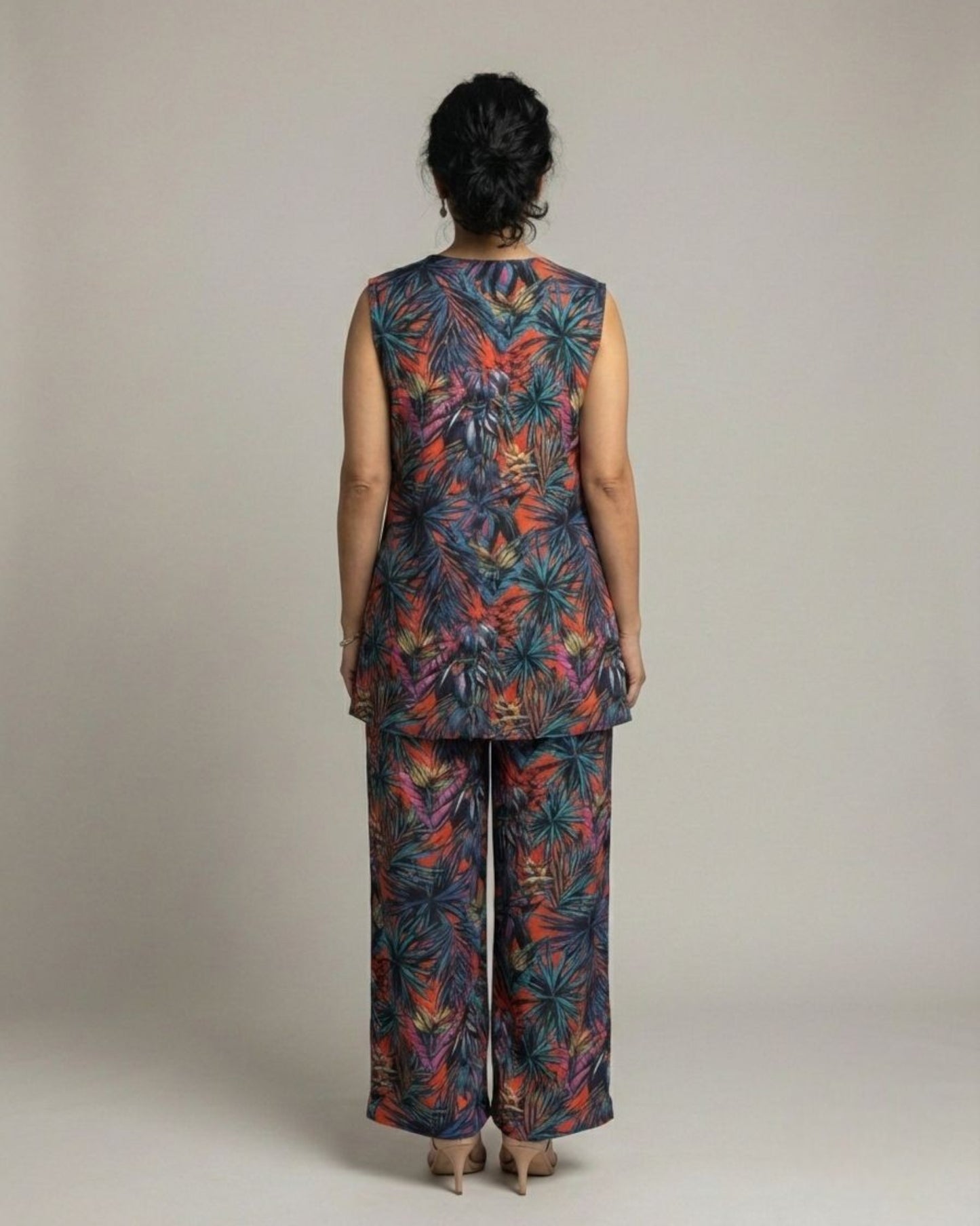 Sunset Short Front Slit Sleeveless Cotton Coord Set – Multicolor Print