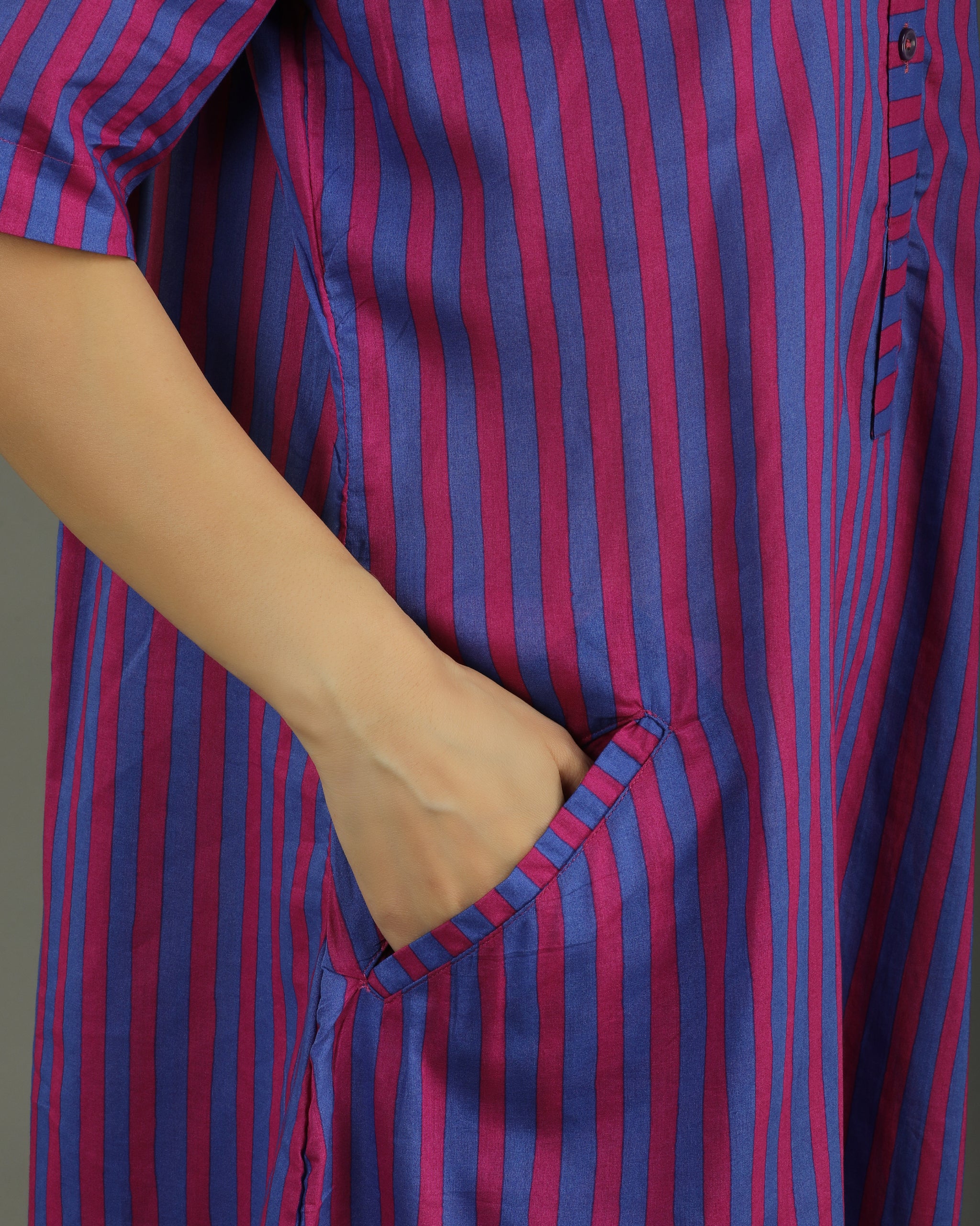 Plum Short A-line Cotton Dress – Magenta Stripes Print