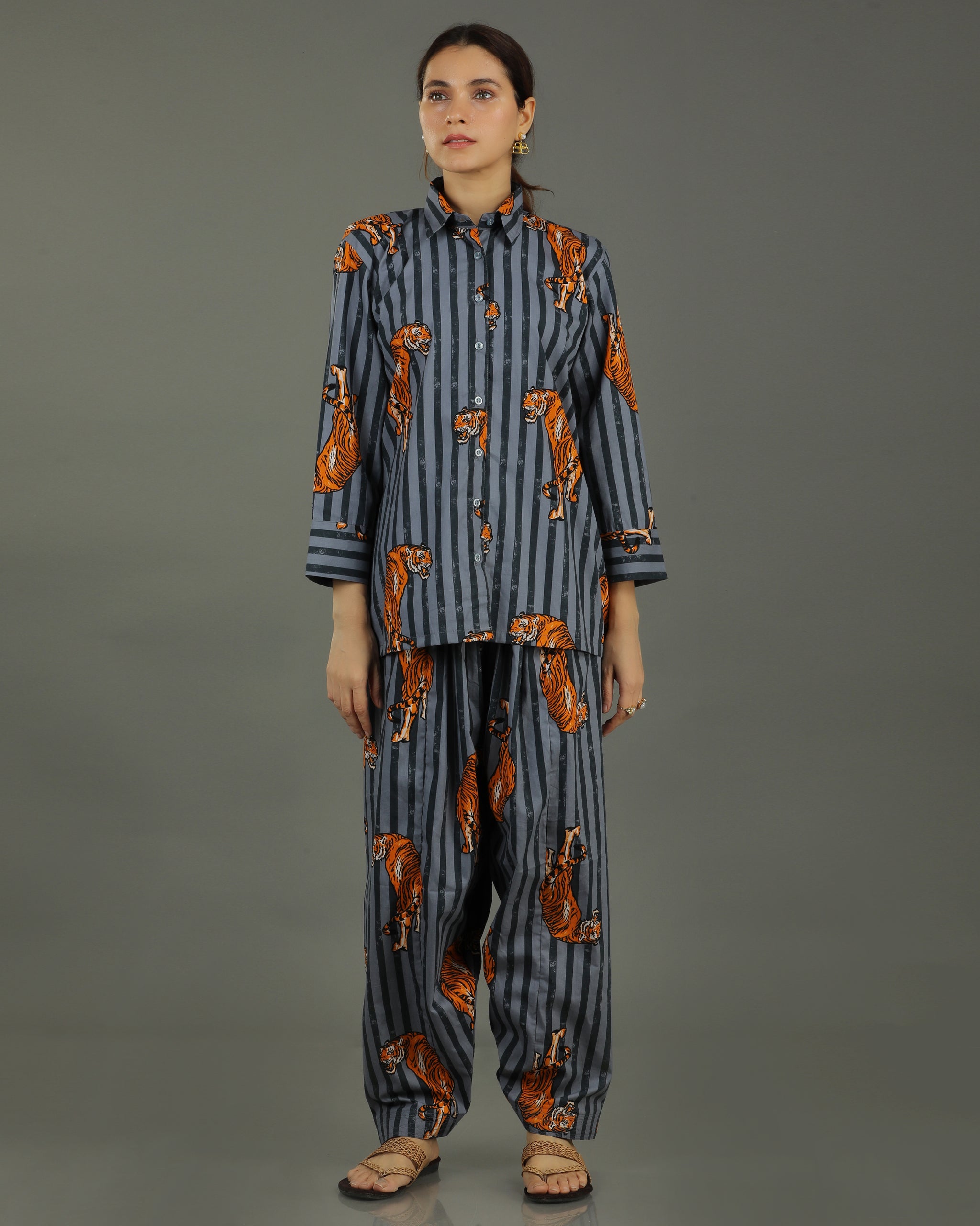 Wildrade Short Cotton Coord Set – Charcoal Tiger Print