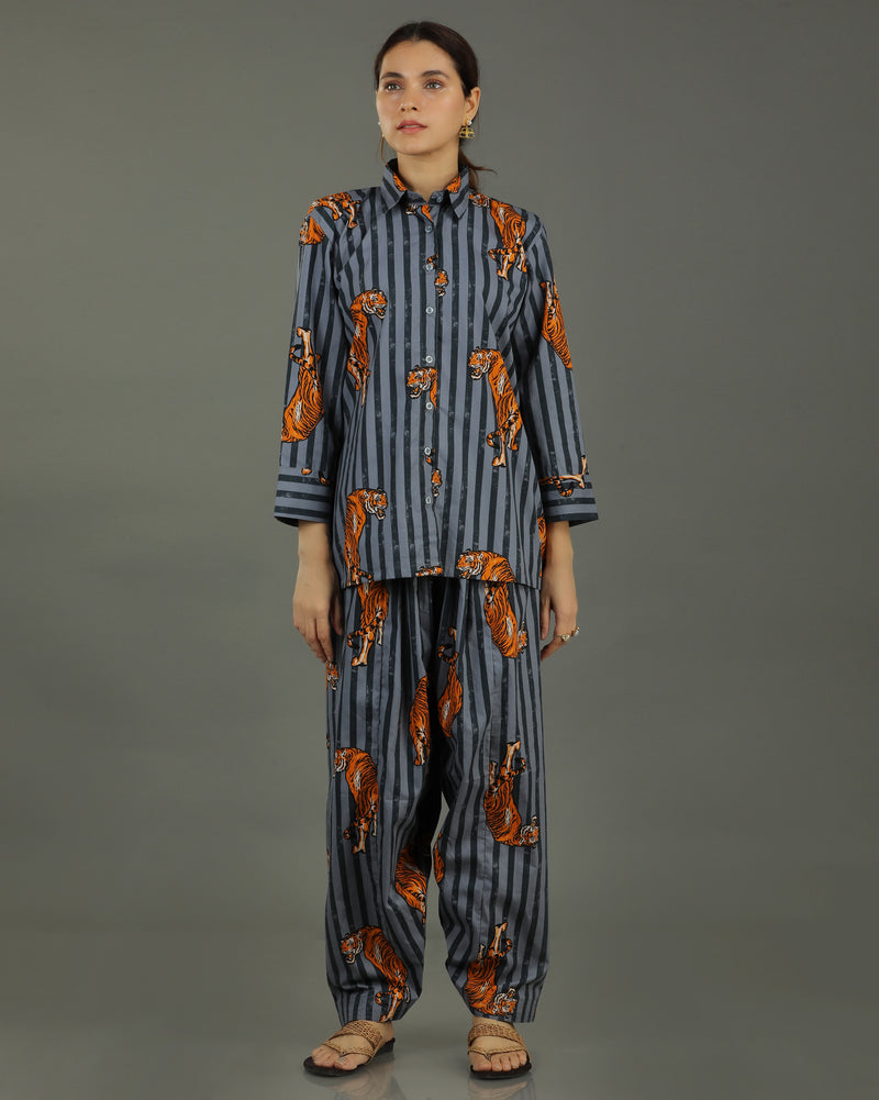 Wildrade Short Cotton Coord Set – Charcoal Tiger Print