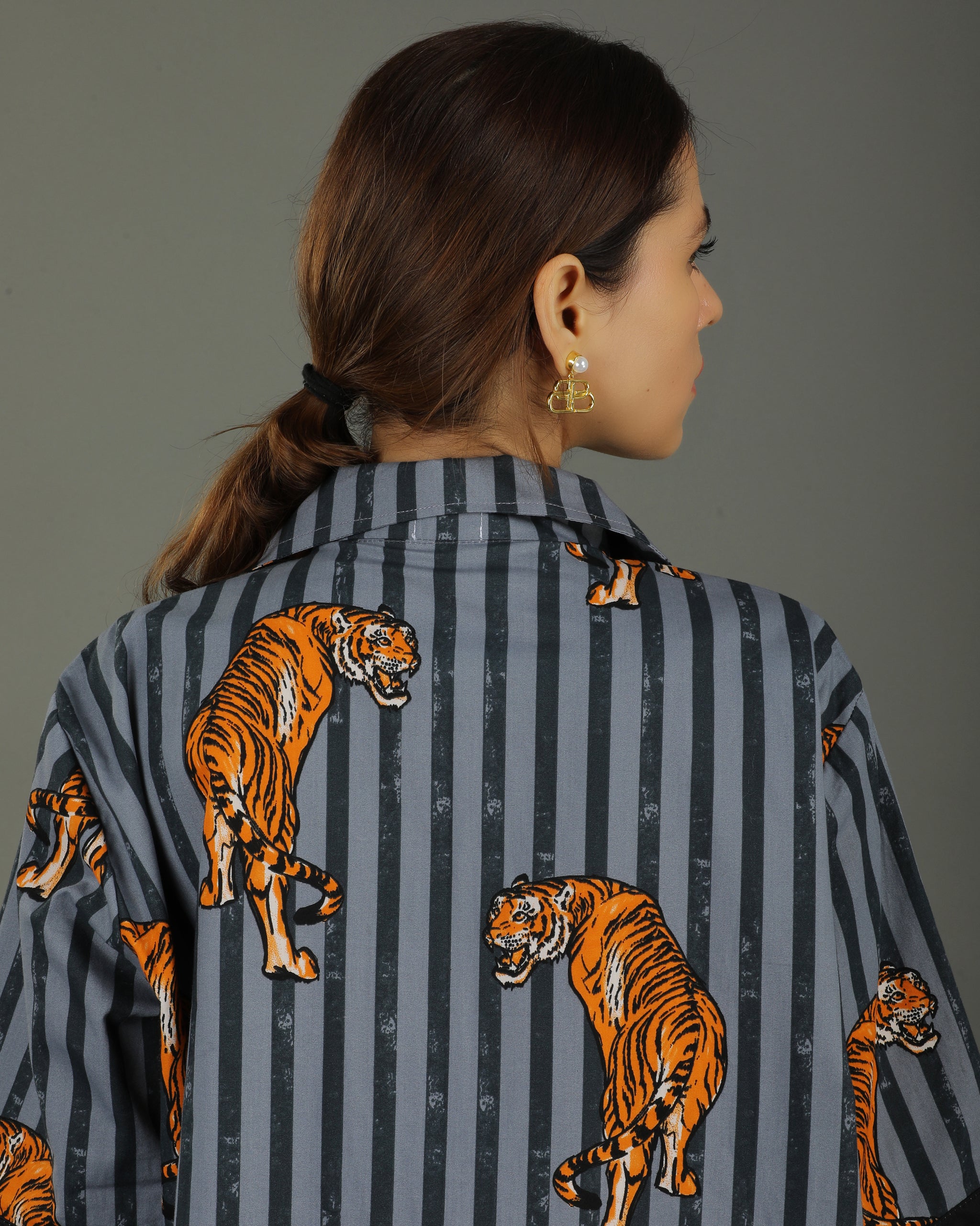 Wildrade Long Cotton Shirt – Charcoal Tiger Print