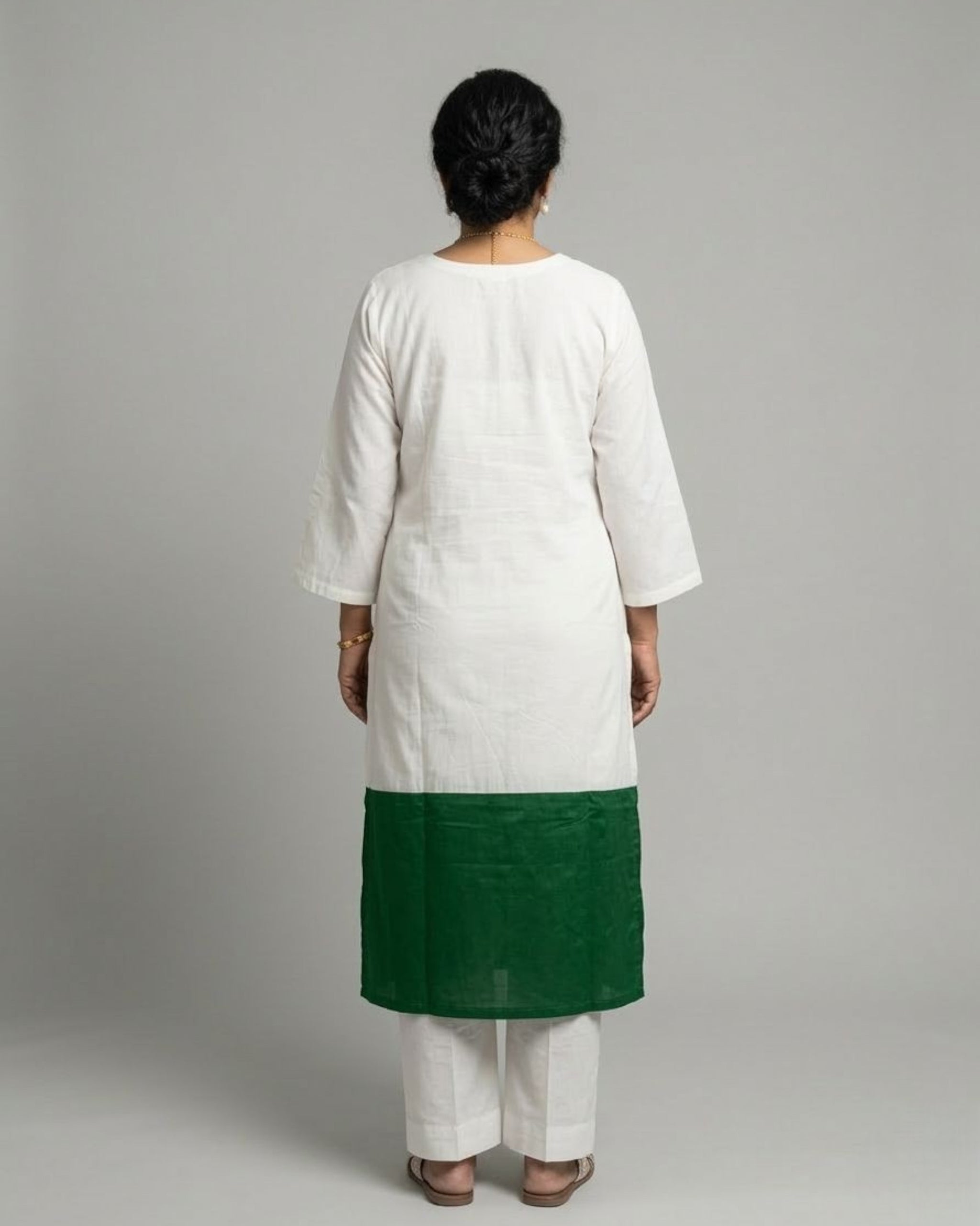 Emerald Hem Cotton Satin Kurta Set - Off-White & Green