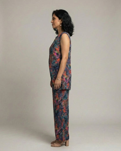 Sunset Short Front Slit Sleeveless Cotton Coord Set – Multicolor Print